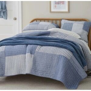 Comapany Kids Twin XL Quilt Yarn Dye Stripe Block Blue/White With Sham